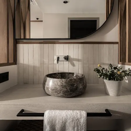 Apartmanhotel Mon Repo Secret 4*