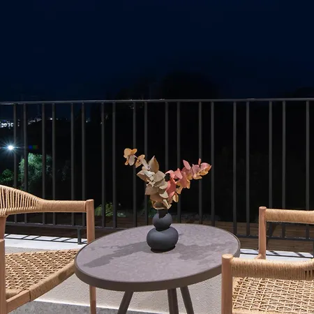 Mon Repo Secret 4* Laganász